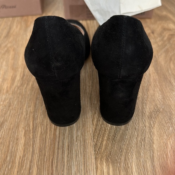 Gianvito Rossi Black Suede Pump - Excellent Comdition - Picture 3 of 5